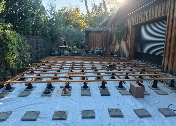 Création terrasse bois structure exotique lame pin US Cap Ferret 3