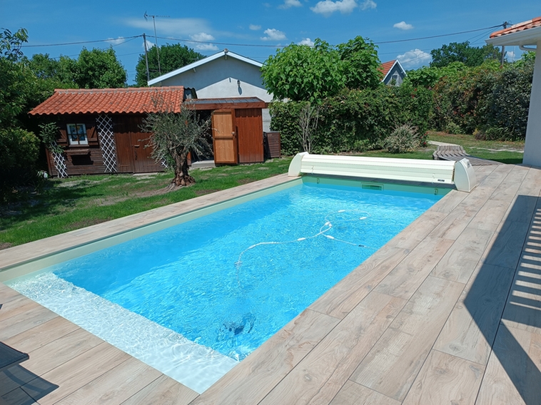 Piscine traditionnelle maçonnée à Andernos de 6 x 3,5 avec escalier — free download