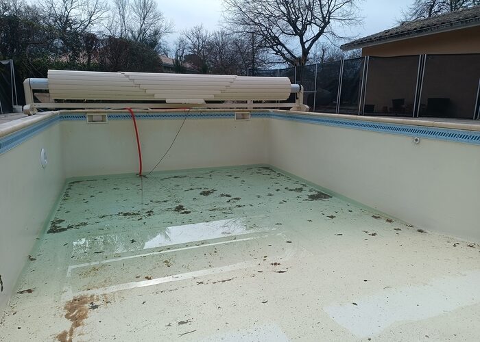 Rénovation piscine Andernos changement des skimmers des tuyaux et du liner 2