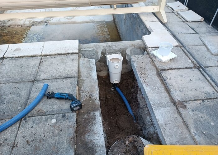 Rénovation piscine Andernos changement des skimmers des tuyaux et du liner 5