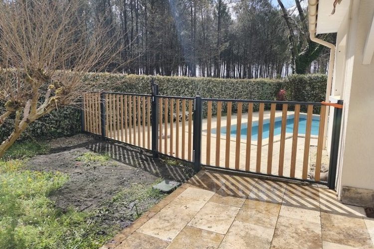 Barrières de sécurité avec portillon conforme à la norme 1 bis