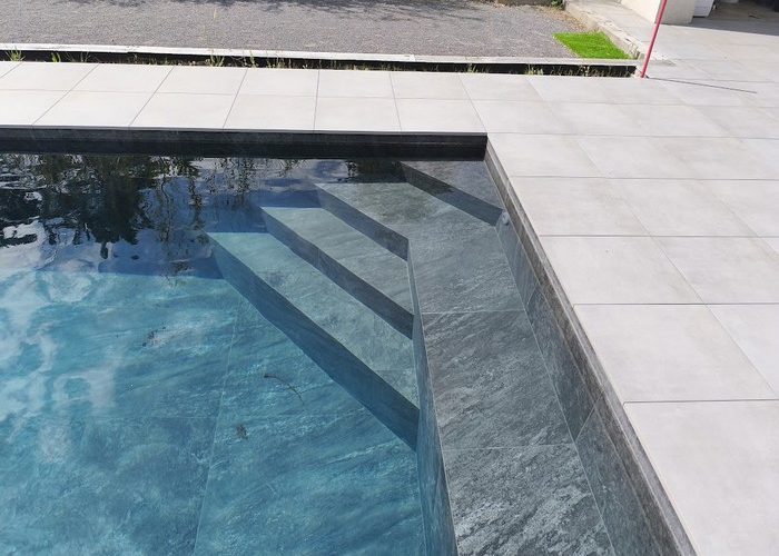 Création piscine traditionnelle maçonnée carrelée de 7.5mx3.5m à Lège Cap Ferret 5
