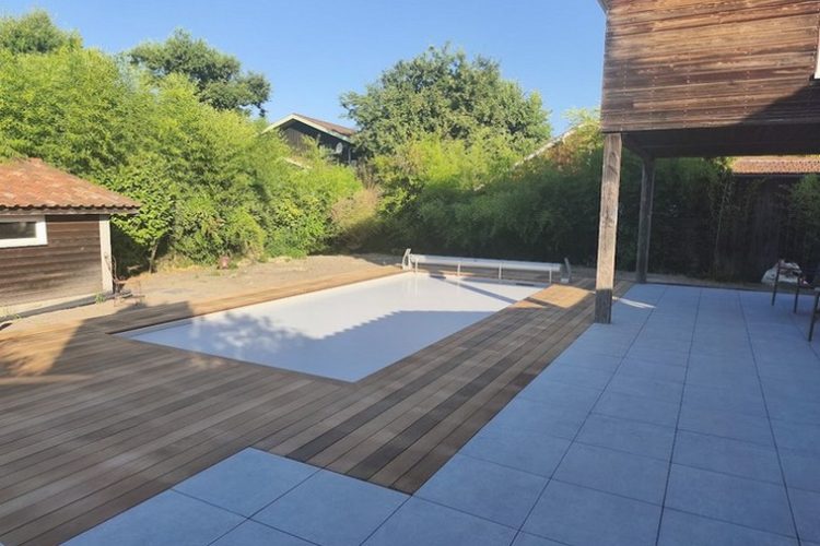 Création terrasse bois exotique et terrasse en dalle gré cérame sur plots à Andernos les bains 5 bis