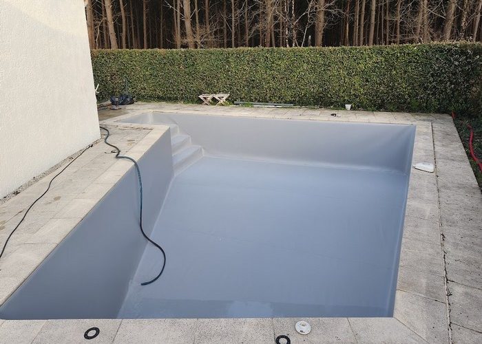Pose membrane armée Délifol 150.100 piscine forme libre à Andernos les bains 7