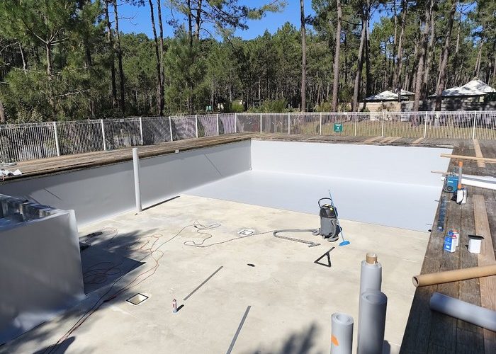 Rénovation piscine camping membrane armée Delifol 150.100 3