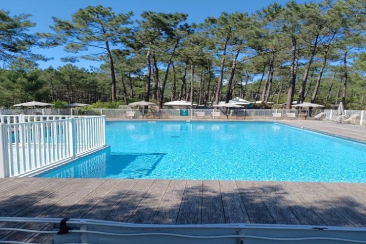 Rénovation piscine camping membrane armée Delifol 150.100 7