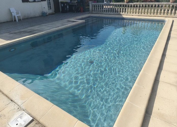 Rénovation piscine pose d'une membrane armée Delifol decor à Andernos les bains 16