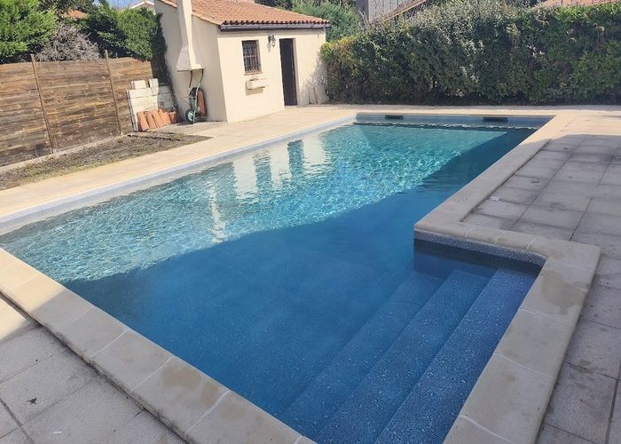 Rénovation piscine pose d'une membrane armée Delifol decor à Andernos les bains 17