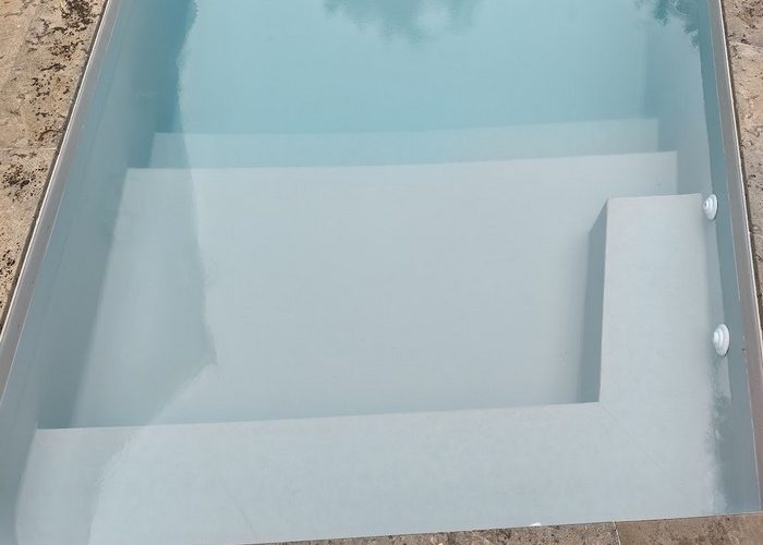 Rénovation piscine pose membrane armée Delifol 150.100 gris béton 7